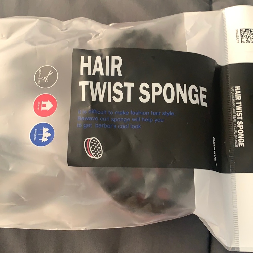 Hair twist. Came in set of 2. Only need 1